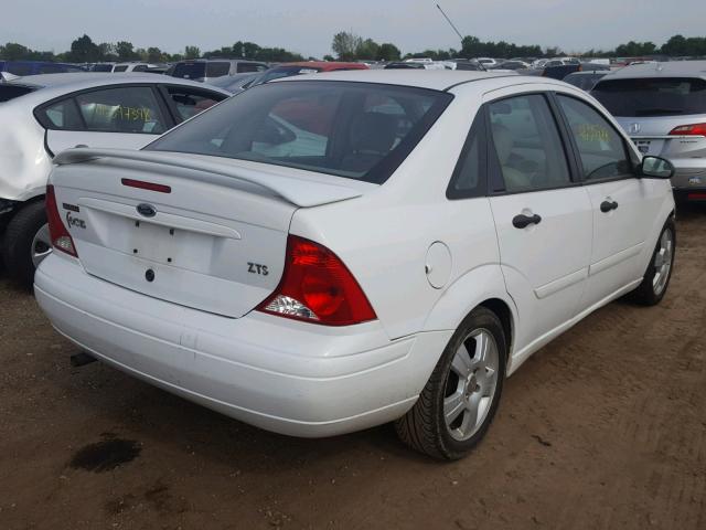 1FAFP38343W266120 - 2003 FORD FOCUS ZTS WHITE photo 4