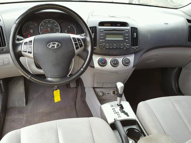 KMHDU46D19U693346 - 2009 HYUNDAI ELANTRA GL SILVER photo 9