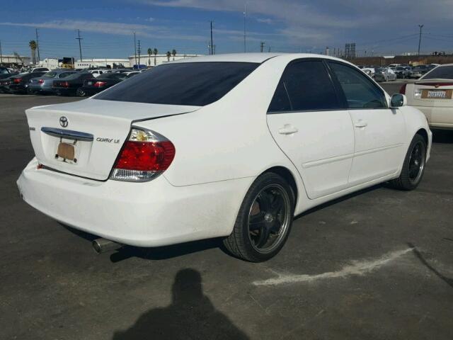 4T1BE32K05U014552 - 2005 TOYOTA CAMRY LE WHITE photo 4