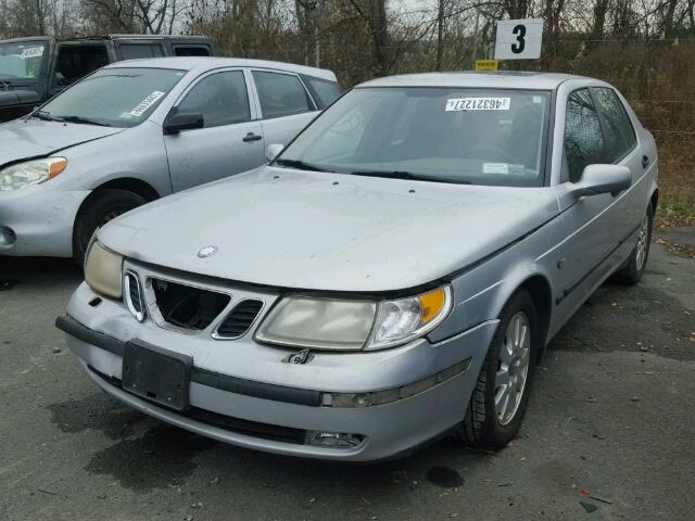 YS3EB49E033005992 - 2003 SAAB 9-5 LINEAR SILVER photo 2