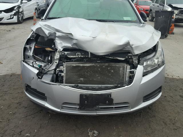 1G1PB5SG1D7254578 - 2013 CHEVROLET CRUZE LS SILVER photo 9