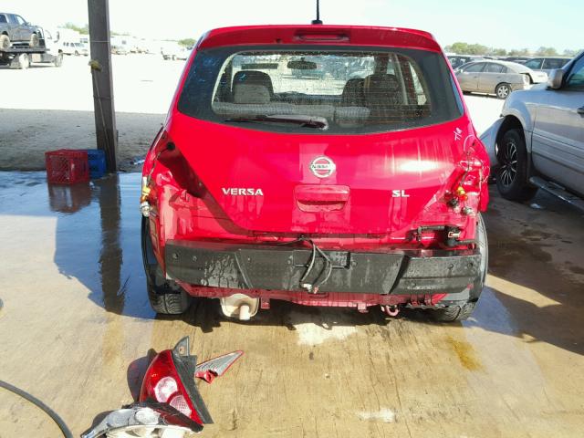 3N1BC1CP1BL486874 - 2011 NISSAN VERSA S RED photo 9