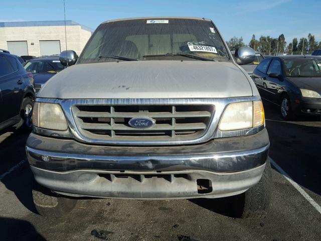 1FTRW07W81KF27919 - 2001 FORD F150 SILVER photo 9