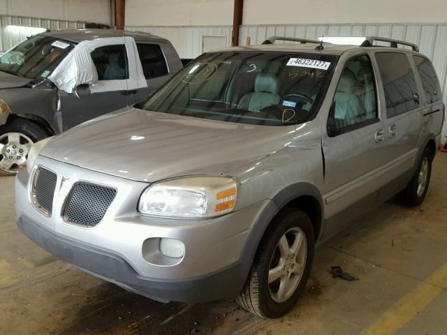 1GMDV33L25D155042 - 2005 PONTIAC MONTANA SV SILVER photo 2