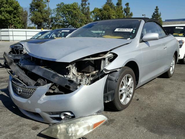 4T1FA38P47U130727 - 2007 TOYOTA CAMRY SOLA SILVER photo 2