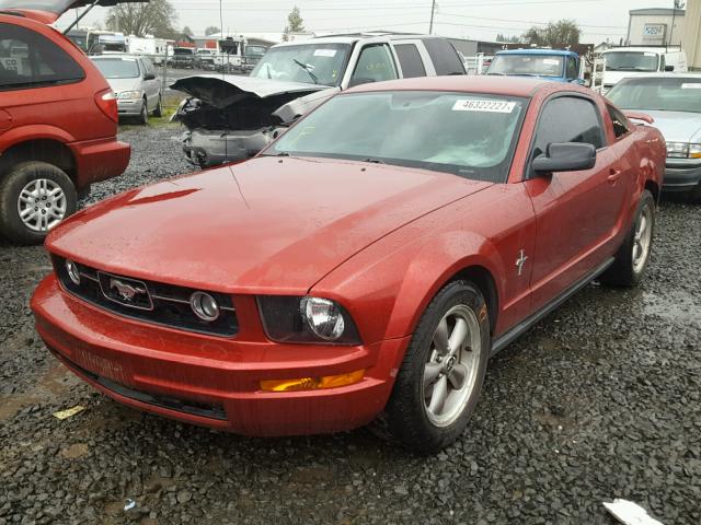 1ZVFT80N965212741 - 2006 FORD MUSTANG RED photo 2