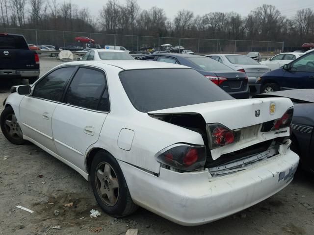 1HGCG1655WA016006 - 1998 HONDA ACCORD EX WHITE photo 3