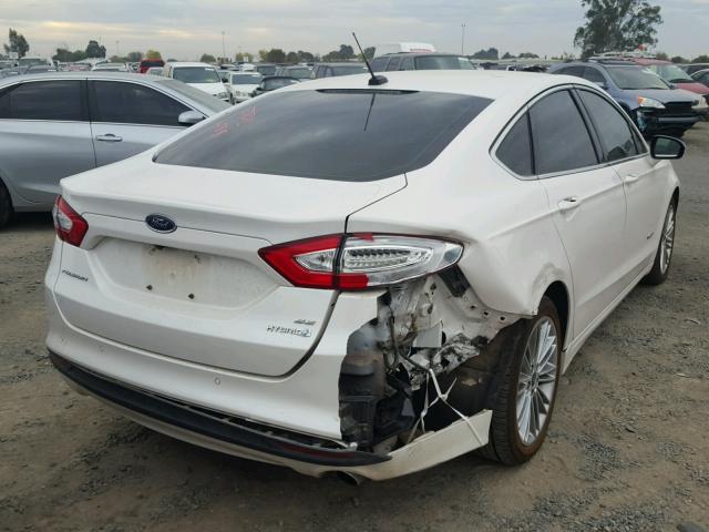 3FA6P0LU4DR371629 - 2013 FORD FUSION SE WHITE photo 4