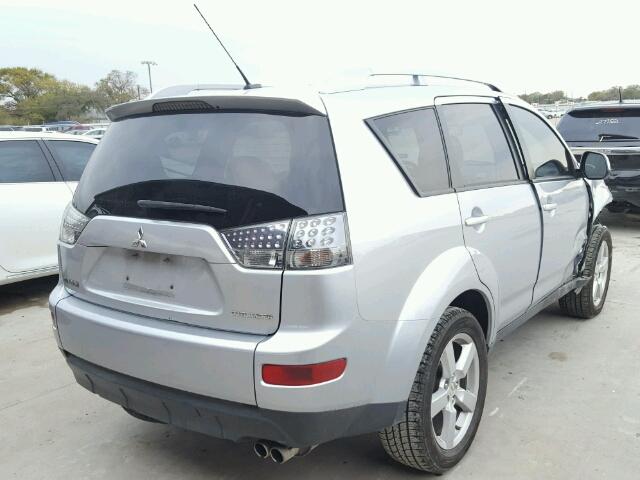 JA4MS41X17U012007 - 2007 MITSUBISHI OUTLANDER SILVER photo 4