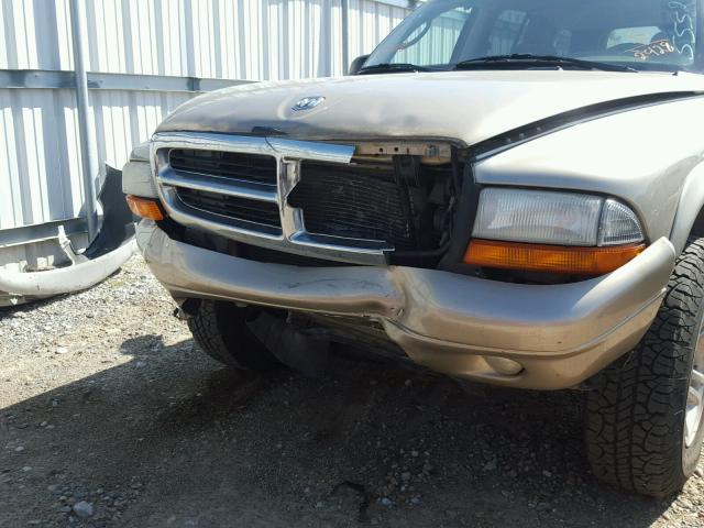 1D4HS48N63F562428 - 2003 DODGE DURANGO SL GOLD photo 9