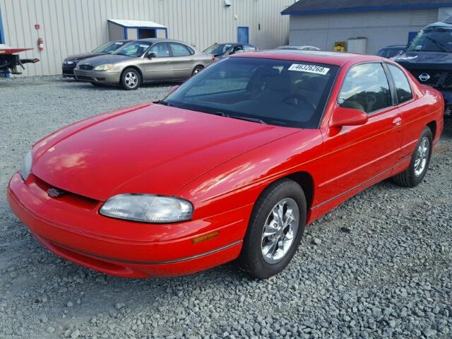 2G1WX12K5W9117185 - 1998 CHEVROLET MONTE CARL წითელი ფოტო 2