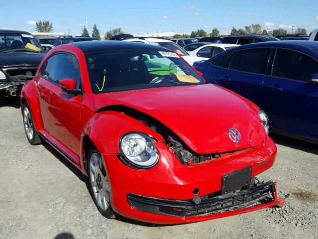 3VWJP7AT0DM608330 - 2013 VOLKSWAGEN BEETLE RED photo 1