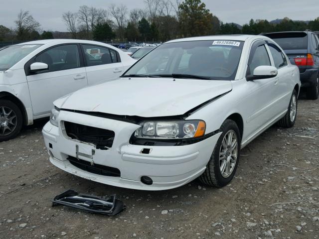 YV1RH592382680360 - 2008 VOLVO S60 2.5T WHITE photo 2