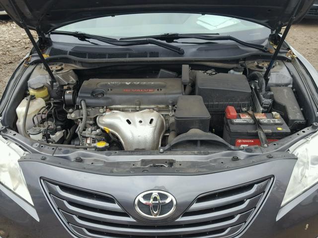 4T4BE46KX9R088024 - 2009 TOYOTA CAMRY BASE GRAY photo 7