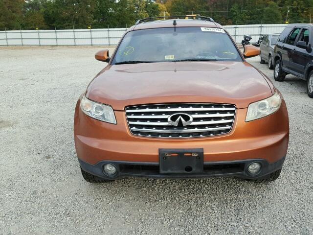 JNRAS08W33X002392 - 2003 INFINITI FX35 ORANGE photo 9