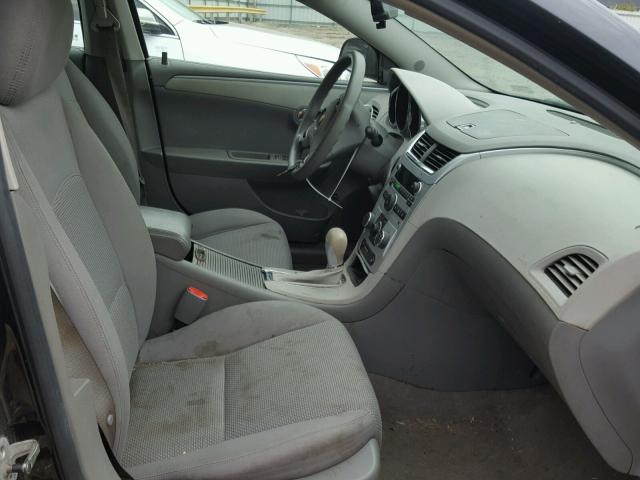 1G1ZH57B49F235251 - 2009 CHEVROLET MALIBU 1LT შავი ფოტო 5