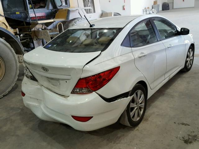 KMHCU4AEXCU194743 - 2012 HYUNDAI ACCENT WHITE photo 4