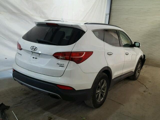 5XYZUDLB6FG268246 - 2015 HYUNDAI SANTA FE S WHITE photo 4