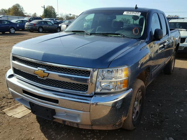 1GCRCSE00CZ335908 - 2012 CHEVROLET SILVERADO BLUE photo 2