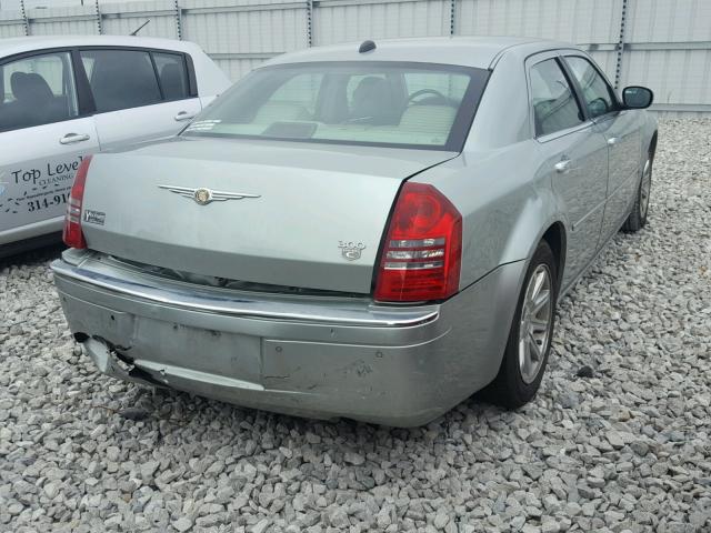 2C3LA63H56H177960 - 2006 CHRYSLER 300C SILVER photo 4