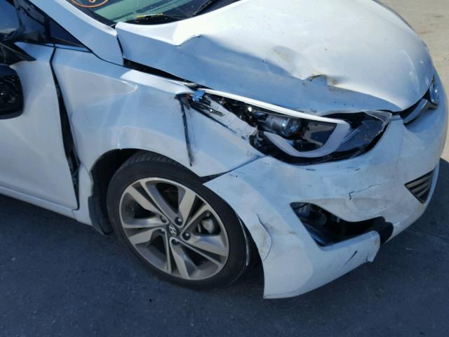 5NPDH4AE9GH796319 - 2016 HYUNDAI ELANTRA WHITE photo 9