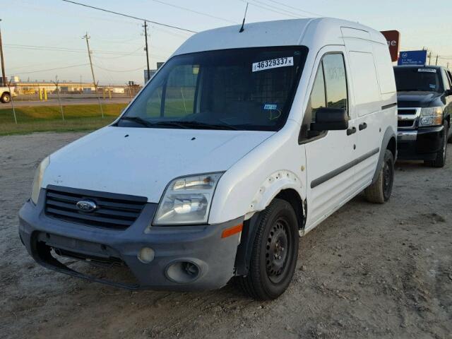 NM0LS7CN7AT025028 - 2010 FORD TRANSIT CO WHITE photo 2