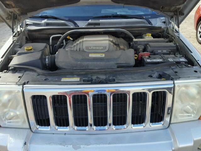 1J8HG58296C215443 - 2006 JEEP COMMANDER SILVER photo 7