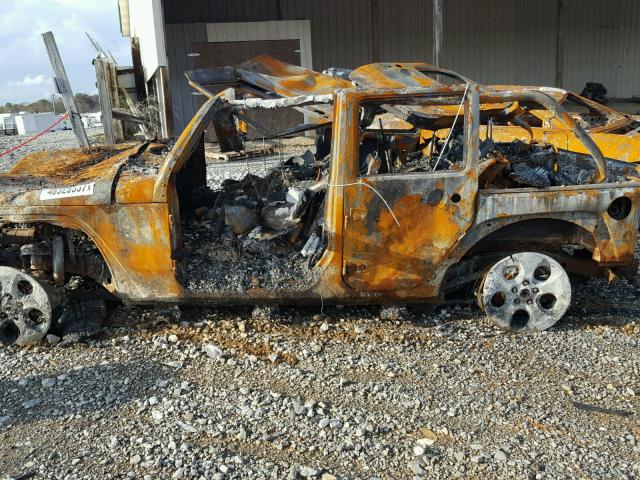 1J4GA39109L704391 - 2009 JEEP WRANGLER U BURN photo 10