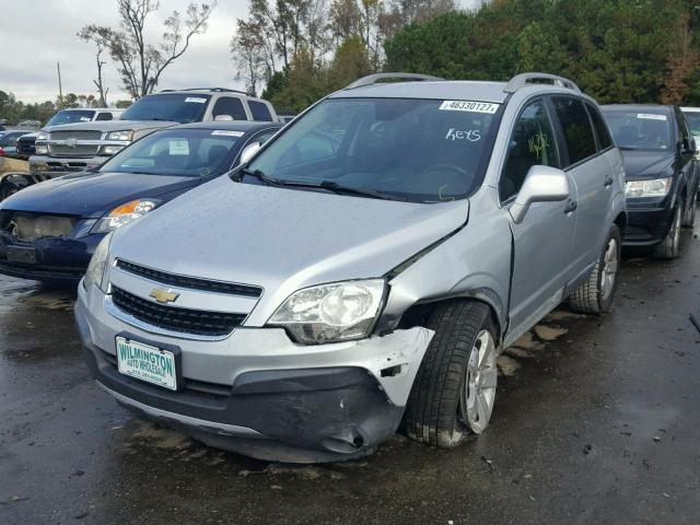 3GNAL2EK4CS564644 - 2012 CHEVROLET CAPTIVA SP SILVER photo 2