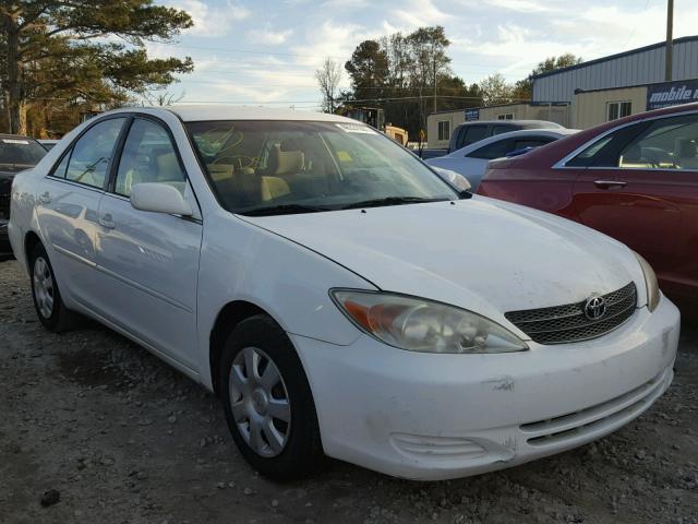 4T1BE32K44U282275 - 2004 TOYOTA CAMRY LE WHITE photo 1