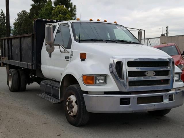 3FRNX65055V125896 - 2005 FORD F650 SUPER WHITE photo 1