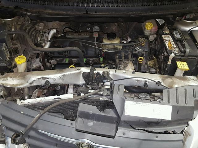 1A4GP45R36B541043 - 2006 CHRYSLER TOWN & COU 银色 照片 7