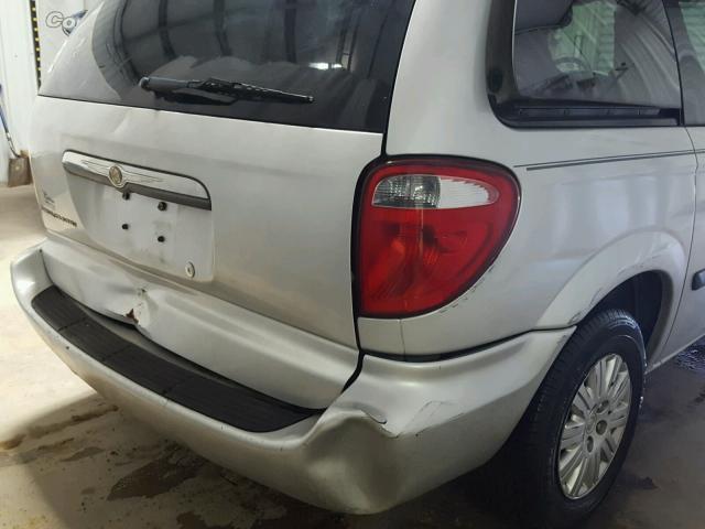 1A4GP45R36B541043 - 2006 CHRYSLER TOWN & COU 银色 照片 9