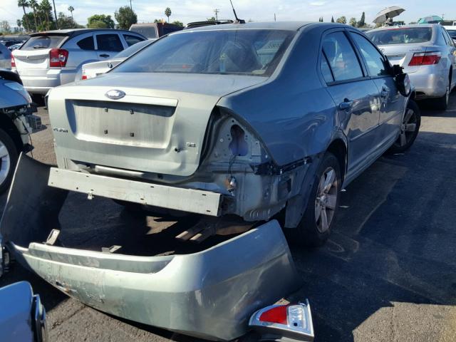 3FAHP07Z18R201510 - 2008 FORD FUSION SE GREEN photo 4