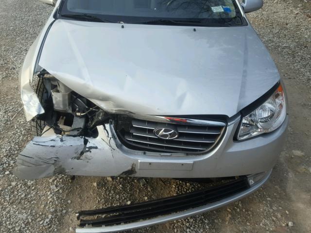 KMHDU46D08U562407 - 2008 HYUNDAI ELANTRA GL SILVER photo 7