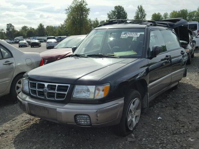 JF1SF6556YH716001 - 2000 SUBARU FORESTER S BLACK photo 2