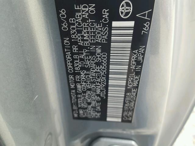 JTDJT923X75056600 - 2007 TOYOTA YARIS SILVER photo 10