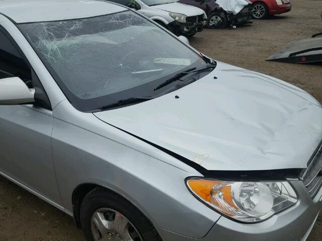 KMHDU46DX7U045016 - 2007 HYUNDAI ELANTRA GL SILVER photo 9