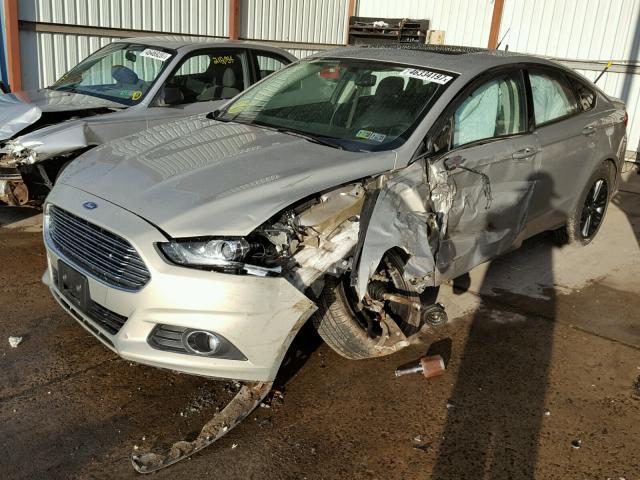 3FA6P0H91FR125189 - 2015 FORD FUSION SE BEIGE photo 2