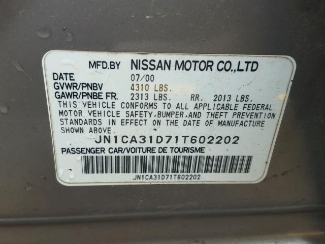 JN1CA31D71T602202 - 2001 NISSAN MAXIMA GXE GRAY photo 10