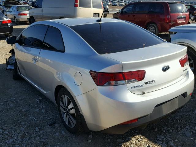 KNAFU6A21D5677971 - 2013 KIA FORTE EX SILVER photo 3