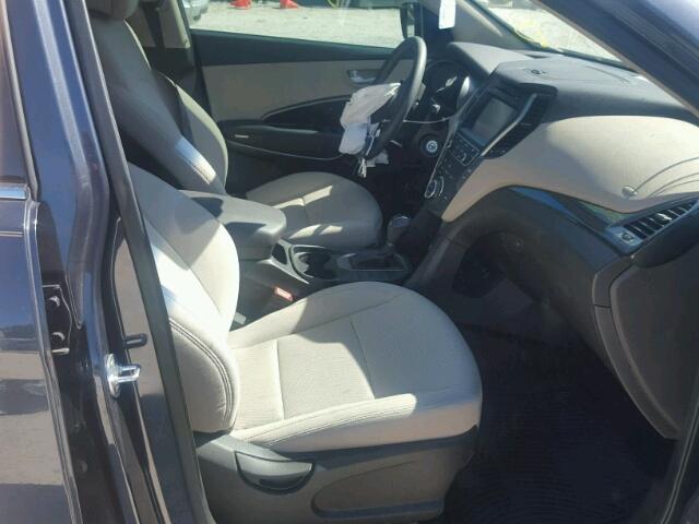 5NMZU3LBXHH010685 - 2017 HYUNDAI SANTA FE S 蓝色 照片 5