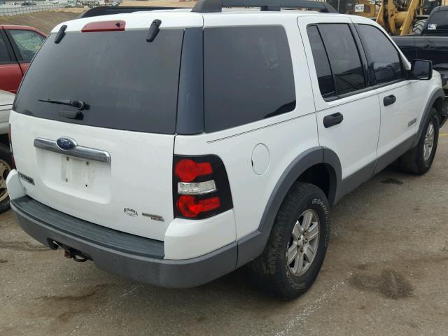 1FMEU63EX6UB67810 - 2006 FORD EXPLORER X WHITE photo 4