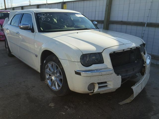 2C3JA63H05H528313 - 2005 CHRYSLER 300C WHITE photo 1