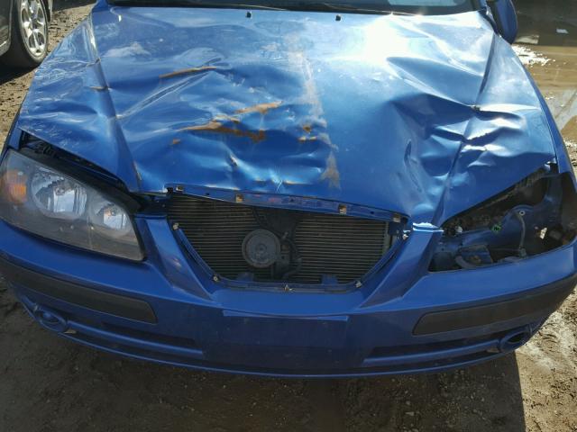 KMHDN56D05U144038 - 2005 HYUNDAI ELANTRA GL BLUE photo 9