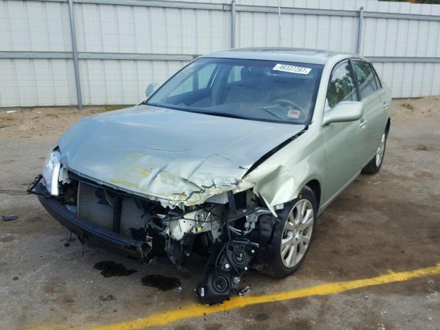 4T1BK36B79U348487 - 2009 TOYOTA AVALON XL GREEN photo 2