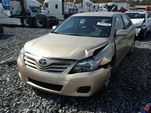 4T4BF3EK2AR013573 - 2010 TOYOTA CAMRY BASE GOLD photo 2