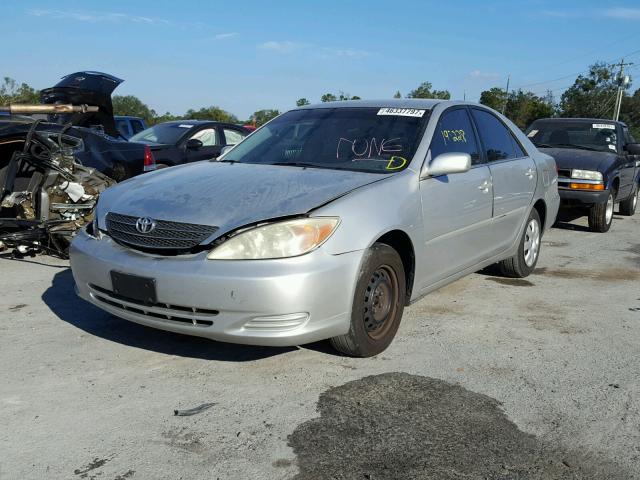 4T1BE32K54U806212 - 2004 TOYOTA CAMRY LE SILVER photo 2