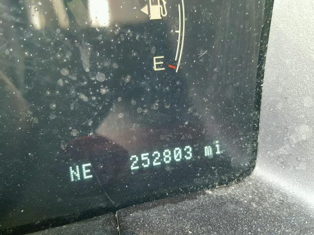 5LMFU27R04LJ20425 - 2004 LINCOLN NAVIGATOR Silber Foto 8