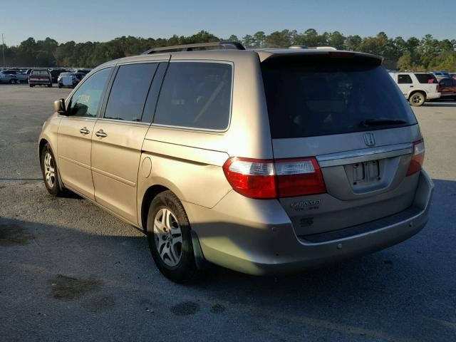 5FNRL38856B025142 - 2006 HONDA ODYSSEY GOLD photo 3